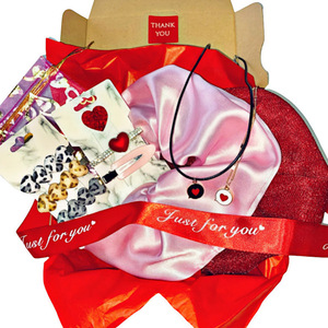 Scrunchies σετ 2 τμχ valentines gift box Βαλεντίνου - ύφασμα, λαστιχάκια μαλλιών, hair clips