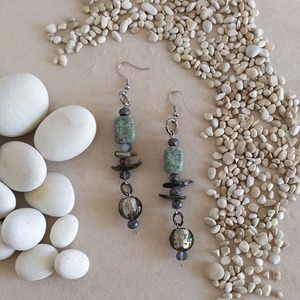 "Olivia" - Μακριά σκουλαρίκια με ημιπολύτιμες πέτρες και γυάλινες χάντρες - ημιπολύτιμες πέτρες, γυαλί, κοχύλι, κρεμαστά, γάντζος - 3