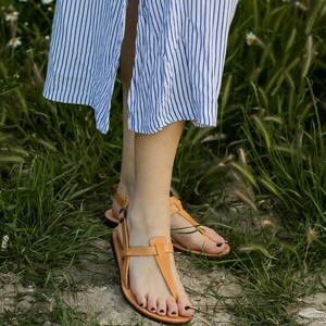 Γυναικεία σανδάλια T-slim χειροποίητα από γνήσιο δέρμα - δέρμα, αρχαιοελληνικό, φλατ, ankle strap - 5