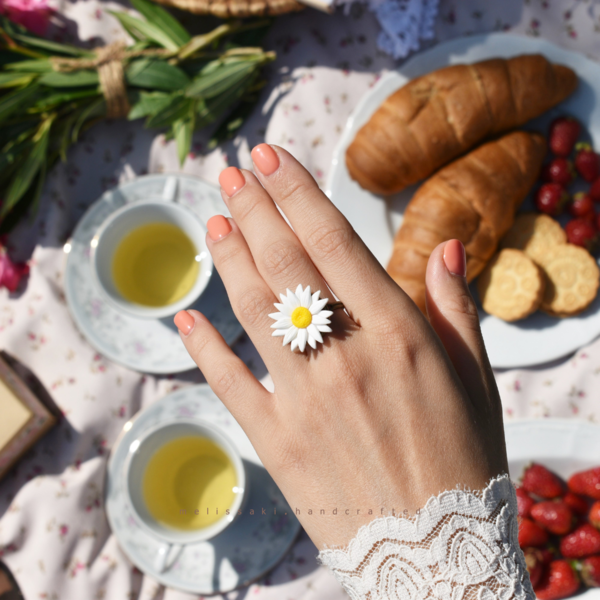 Daisy | Χειροποίητo μπρούτζινο δαχτυλίδι ρεαλιστική μαργαρίτα (πηλός) (αυξομειούμενο) - λουλούδι, μπρούντζος, μεγάλα, αυξομειούμενα