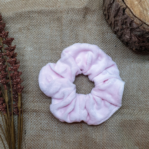 Baby Pink Velour Scrunchy - ύφασμα, λαστιχάκια μαλλιών