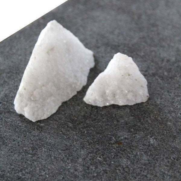 Κρεμαστό τρίγωνο σε λευκό χρώμα από Ελληνικό μάρμαρο - ημιπολύτιμες πέτρες, μακραμέ, χειροποίητα, μαμά - 4