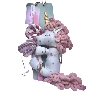 Σετ δώρου Πασχαλινή αρωματική λαμπάδα ροζ 34 cm με μονόκερο πάνινο βαμβακερό κουκλάκι 33cm παστέλ-γαλάζιο με μαλλιά ροζ-πούδρα - κορίτσι, λαμπάδες, σετ, μονόκερος, για παιδιά