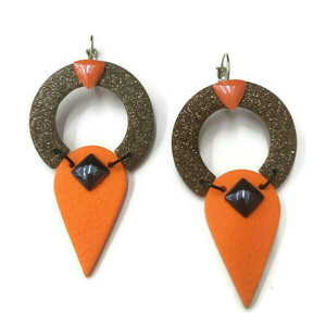 Ceramide - Σκουλαρίκια με γκρι & πορτοκαλί πηλό και κεραμικές ψηφίδες - κρεμαστά, επάργυρα, πηλός, γάντζος, boho