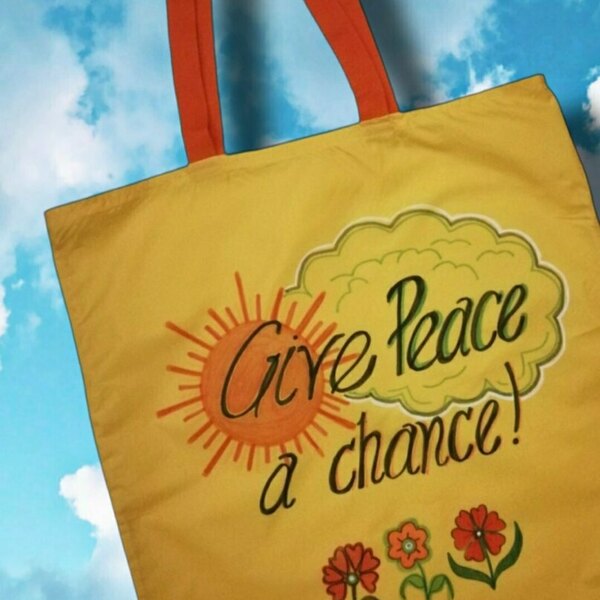 GIVE PEACE A CHANCE 41x41 ζωγραφισμένη χειροποίητη (μοναδική) μεγάλη τσάντα αδιαβροχη κίτρινη, shopper, tote bag, special price, HANDMADE - ύφασμα, πάνινες τσάντες - 2