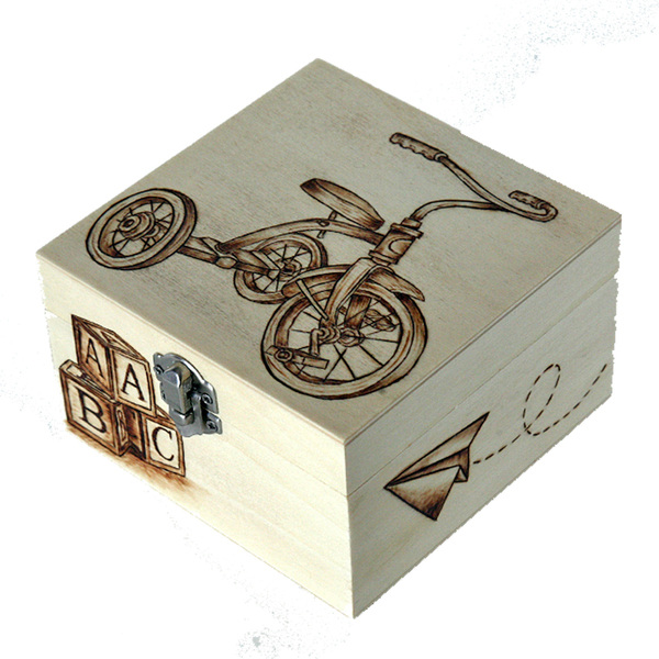 Ξύλινο κουτί με πυρογραφία τρίκυκλο ποδήλατο 13x13cm - ξύλο, οργάνωση & αποθήκευση