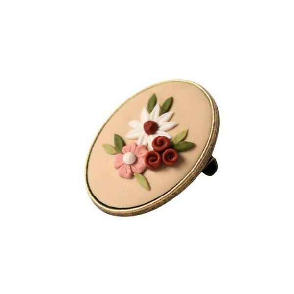 Vintage florals | Χειροποίητη μικρή μπρούτζινη καρφίτσα με λουλούδια (μπρούτζος, πηλός) (2cmx1,5cm) - vintage, πηλός, λουλούδι, μικρά, μπρούντζος
