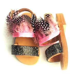 Δερμάτινα σανδάλια για κορίτσια με φτερά και πέτρες/ Χειροποίητα σανδάλια με ροζ και μαύρα χρώματα - σανδάλι, πέδιλα, σανδάλια