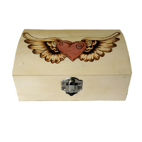 Ξύλινο μπαουλάκι με πυρογραφία καρδιά με φτερά 14x9cm - ξύλο, οργάνωση & αποθήκευση - 2