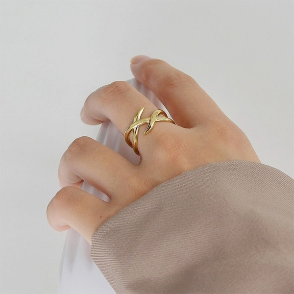 Ατσάλινο Γυναικείο Δαχτυλίδι MILOS σε χρυσό χρώμα ,αυξομειούμενο μέγεθος. - γεωμετρικά σχέδια, ατσάλι, boho, αυξομειούμενα, φθηνά - 4