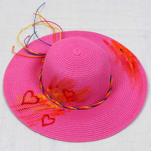 Ζωγραφισμένο στο χέρι ροζ γυναικείο καπέλο Καρδιές - ψάθινα, χειροποίητα, γυναικεία