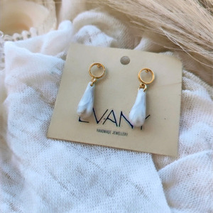 Amelie - Pearl white Handmade polymer clay earrings - πηλός, μικρά, κρεμαστά, καρφάκι - 4
