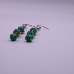 Κρεμαστά σκουλαρίκια με πράσινες κρυσταλλικές χάντρες, 5,5 cm - μακριά, ατσάλι, κρεμαστά, μεγάλα, γάντζος - 4