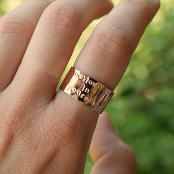 Προσωποποιημένο ανοιχτό δαχτυλίδι από ασήμι 925 - επιχρυσωμένα, ασήμι 925, μεγάλα, αυξομειούμενα - 2