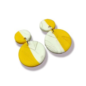 Ανάγλυφα κρεμαστά studs από πολυμερικό πηλό σε λευκό και κίτρινο colour block - ιδιαίτερο, μοντέρνο, πηλός, κρεμαστά - 2