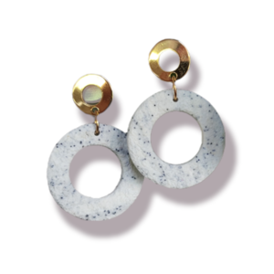 Κρεμαστά σκουλαρίκια από πολυμερικό πηλό σε look πέτρας με χρυσό διακοσμητικό stud - ιδιαίτερο, μοντέρνο, πηλός, κρεμαστά