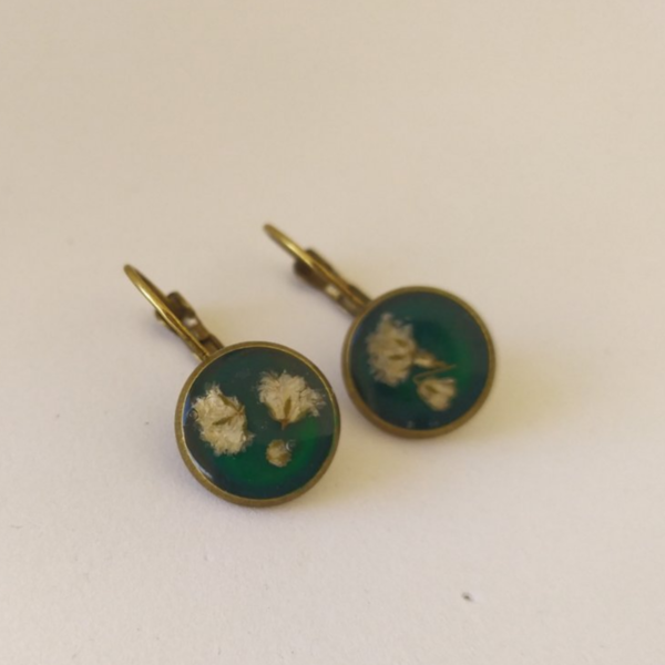 Bronze earrings with Gypsophila. - γυαλί, ορείχαλκος, λουλούδι, μικρά, κρεμαστά, με κλιπ - 3