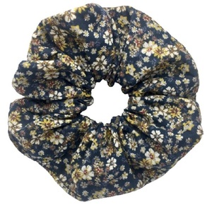 Υφασμάτινο λαστιχάκι- scrunchie flower explosion - ύφασμα, λουλούδια, για τα μαλλιά, λαστιχάκια μαλλιών