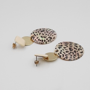 Ατσάλινα σκουλαρίκια ζούγκλα - animal print, επιχρυσωμένα, ατσάλι, κρεμαστά, καρφάκι - 3