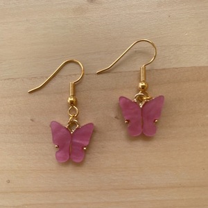 Σκουλαρίκια πεταλούδες ροζ - χαλκός, πεταλούδα, κρεμαστά, γάντζος - 3