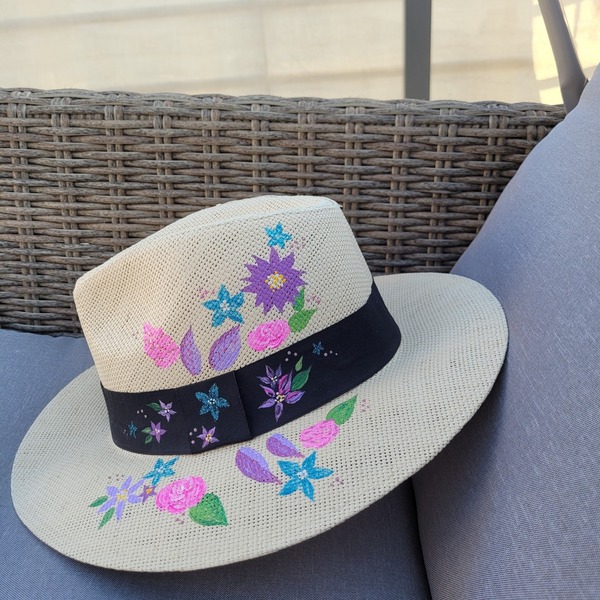 Καπέλο ψάθινο ζωγραφισμένο στο χέρι - ζωγραφισμένα στο χέρι, λουλούδια, ψάθινα - 3