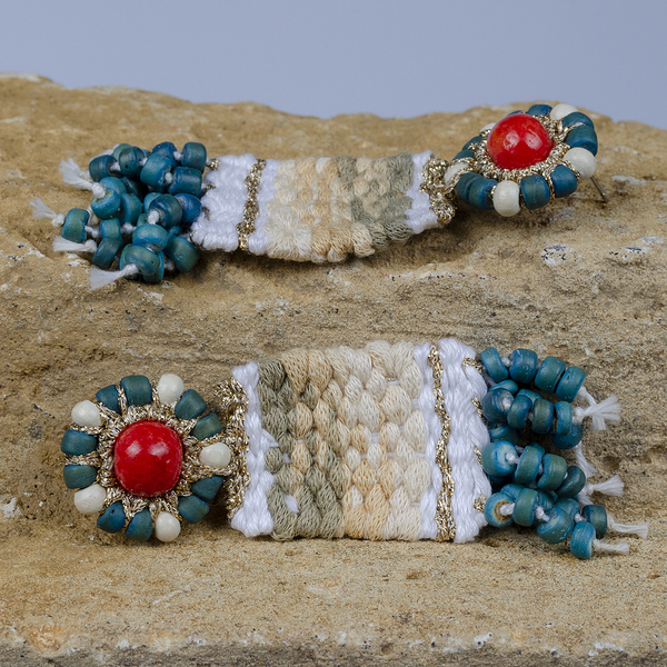 ATHINA MAILI - Κρεμαστά υφαντά σκουλαρίκια με ξύλινες χάντρες κεντημένα πολύχρωμα - νήμα, χάντρες, boho, κρεμαστά, μεγάλα - 4