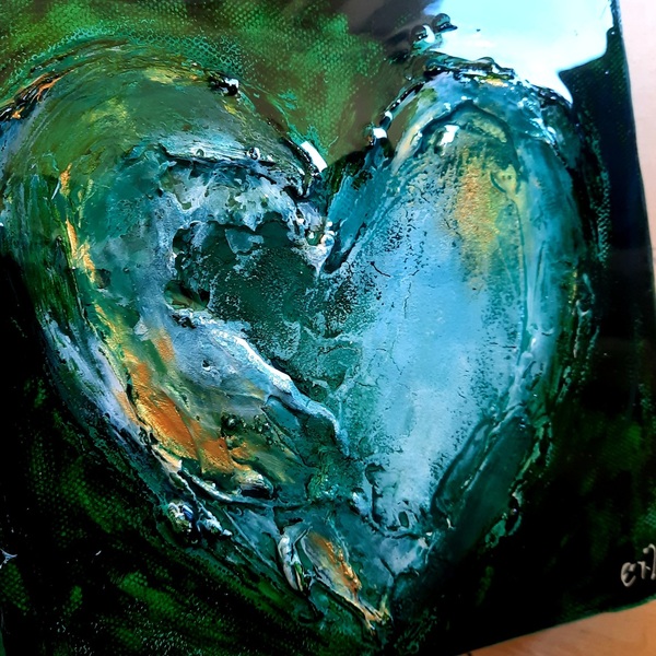 Green heart.Χειροποίητος πίνακας ζωγραφικής σε τελαρωμένο καμβά, με ακρυλικά και υφές περασμένο σε υγρό γυαλί. Διάσταση 20χ20χ4 - γυαλί, πίνακες & κάδρα, 3d, πίνακες ζωγραφικής - 3