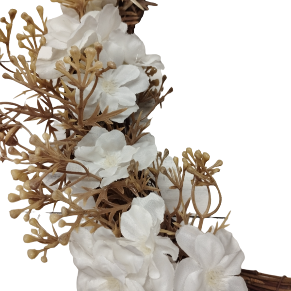 Διακοσμητικο καφε στεφανι με ασπρα λουλουδακια διαμ. 25 cm - διακοσμητικό, στεφάνια - 2