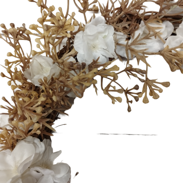 Διακοσμητικο καφε στεφανι με ασπρα λουλουδακια διαμ. 25 cm - διακοσμητικό, στεφάνια - 3