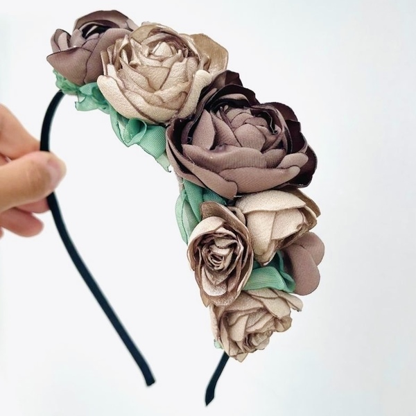 Κορώνα λουλουδιών σε πούδρα αποχρώσεις - ύφασμα, νήμα, πλαστικό, μέταλλο, headbands