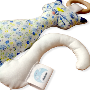 Μασητικός ξύλινος κρίκος με υφασμάτινο παιχνίδι γάτα με μπλε λουλούδια για βρέφη απο 0+ ετών/Με υποαλλεργικό γέμισμα/Διαστάσεις 26×13 εκ. - κορίτσι, αγόρι, βρεφικά, μασητικά μωρού - 3