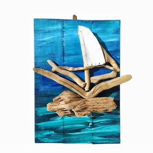 Καραβάκι κατασκευασμένο με θαλασσόξυλα. Κρεμαστός ξύλινος πίνακας διαστάσεις 37*26 εκ. - ζωγραφισμένα στο χέρι, πίνακες & κάδρα, καραβάκι
