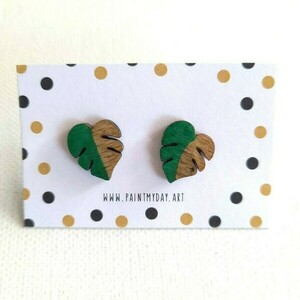 Stud earrings "Φύλλα Monstera"! - ξύλο, ζωγραφισμένα στο χέρι, καρφωτά, μικρά, καρφάκι - 3