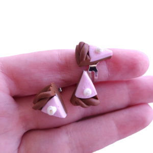 Παιδικό σετ σκουλαρίκια και αυξομειούμενο δαχτυλίδι παστάκια ροζ με πολυμερικό πηλό / μικρά / μεταλλικά καρφάκια / Twice Treasured - πηλός, cute, καρφωτά, γλυκά, παιδικά σκουλαρίκια - 2