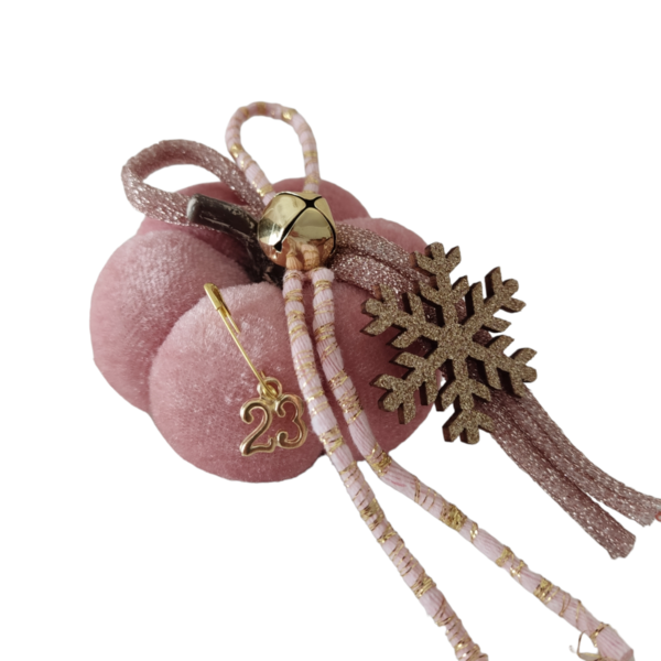 Μίνι βελούδινη κολοκύθα γούρι - ροζ ασημί 7,5 εκατοστά - βελούδο, χριστουγεννιάτικα δώρα, κολοκύθα, γούρια
