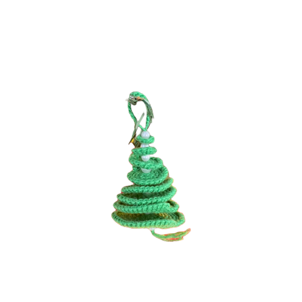 Χριστουγεννιάτικο πλεκτό δεντράκι από νήμα(βαμβακερό) με πέρλες(πράσινο) . Διαστάσεις: 5,5cm*4cm *4cm - νήμα, στολίδια, δέντρο