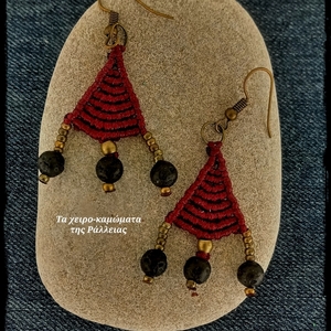 Σκουλαρίκια macame τρίγωνα με μαύρη Λάβα - ημιπολύτιμες πέτρες, κερωμένα κορδόνια, μακραμέ, κρεμαστά, γάντζος - 2