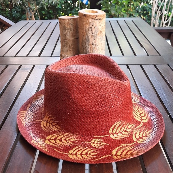 Red hat - ζωγραφισμένα στο χέρι, χειροποίητα, καπέλο, ψάθινα - 3