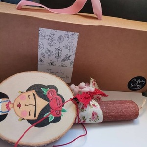 Χειροποίητη αρωματική λαμπάδα με ξύλινη ροδέλα με την Frida Kahlo - κορίτσι, λαμπάδες, για παιδιά, για ενήλικες, για εφήβους - 4