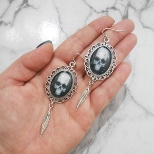 Σκουλαρίκια με γυαλί, νεκροκεφαλές και charms, κρεμαστά Skull earrings Gothic gift - γυαλί, κρεμαστά, γάντζος - 4