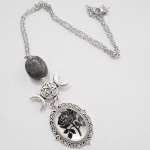 Κολιέ μαύρο τριαντάφυλλο γυαλί Triple moon necklace - γυαλί, λουλούδι, μεταλλικά στοιχεία, μενταγιόν