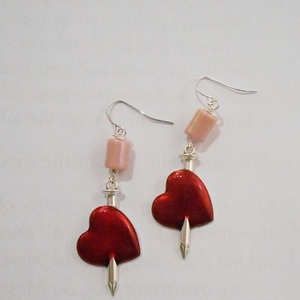 Σκουλαρίκια κόκκινη καρδια Red Heart Sword earrings - γυαλί, σμάλτος, χάντρες, κρεμαστά, γάντζος