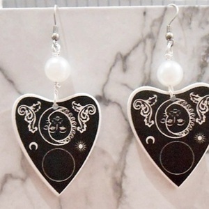 Ακρυλικά σκουλαρίκια διπλής όψεως με χάντρες, καρδιά, κρεμαστά Ouija Planchette Heart Earrings - διπλής όψης, χάντρες, plexi glass, κρεμαστά, γάντζος - 4