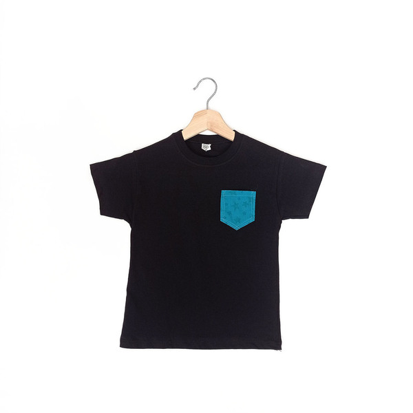 Μπλουζάκι κοντομάνικο μαυρο με τιρκουάζ τσέπη - δώρο, δώρα για παιδιά, 100% βαμβακερό