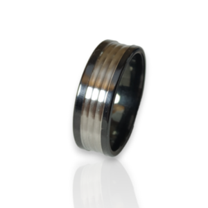 Ανδρικό ατσάλινο δαχτυλίδι σε μαύρο και ασημί χρώμα - δαχτυλίδια, ατσάλι, σταθερά