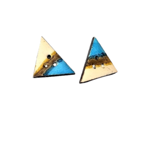 Τρίγωνα Γαλάζια ξύλινα σκουλαρίκια - ξύλο, ζωγραφισμένα στο χέρι, καρφωτά, μικρά, boho
