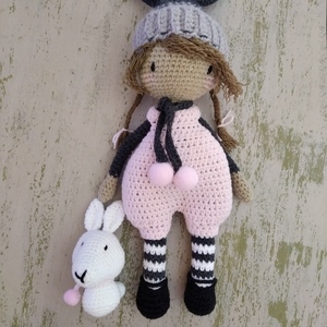 Κούκλα πλεκτή amigurumi "Little Lucy" με κουνελάκι (30cm) - λούτρινα, amigurumi, κουνελάκι, κούκλες, πλεχτή κούκλα - 4