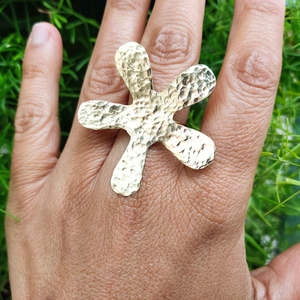 Χειροποίητο χρυσόχρωμο γυναικείο μεγάλο δαχτυλίδι λουλούδι - ορείχαλκος, λουλούδι, boho, μεγάλα, αυξομειούμενα - 2