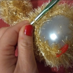 Πλεκτή χρυσή μπάλα χριστουγεννιάτικη - νήμα, στολίδια, δέντρο, μπάλες - 2