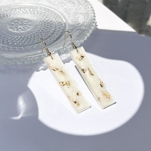 Λευκά γυαλιστερά σκουλαρίκια με φύλλα χρυσού - γυαλί, μακριά, κρεμαστά, μεγάλα, γάντζος - 3